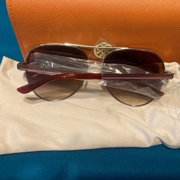 Tory Burch Aviator Sunglasses main image 4